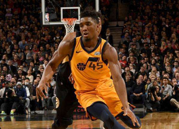 个赛季继续 个赛季继续